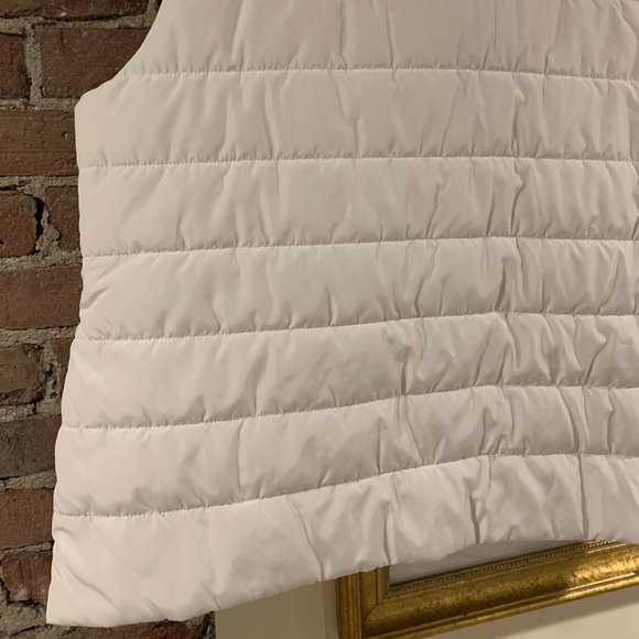 Michael Kors~ Puffer Vest - Picture 11 of 16